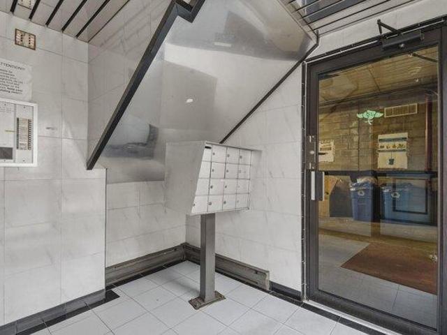 condo with 2 bedroom, Guttenberg NJ ES105610865