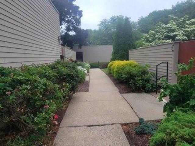 condo with 2 bedroom, Hamden CT ES105442707