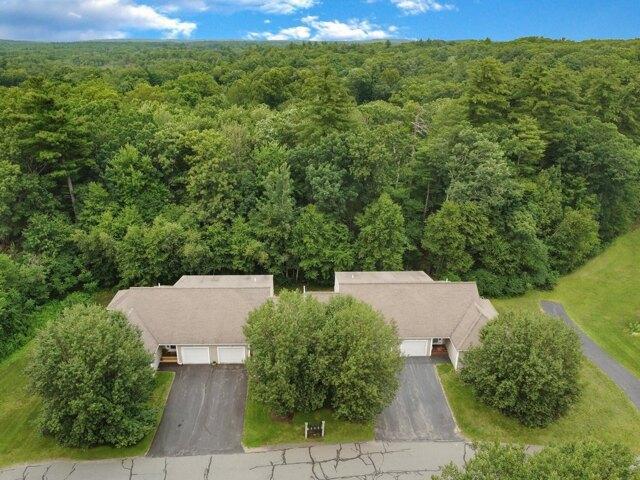 condo with 2 bedroom, Hampstead NH ES105558898