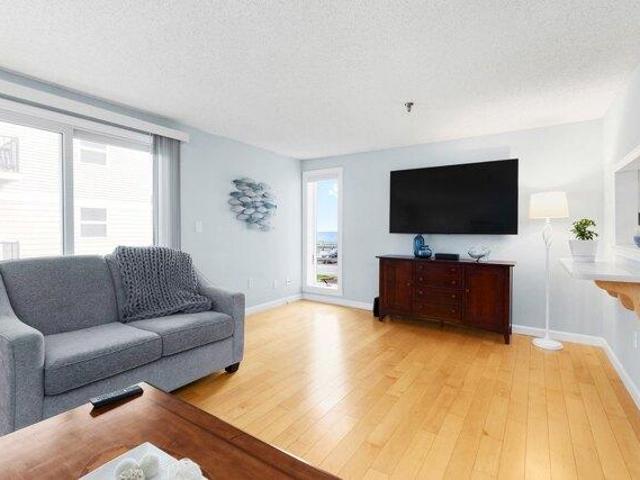 condo with 2 bedroom, Hampton NH ES105476287