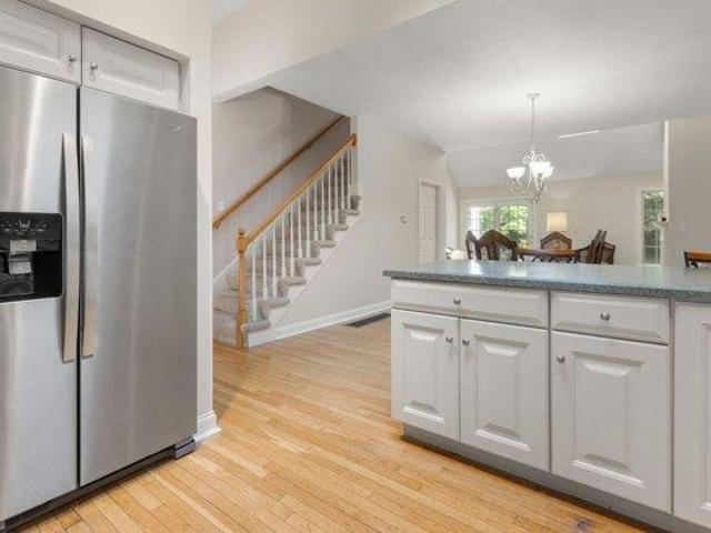 condo with 2 bedroom, Hanover MA ES105535985