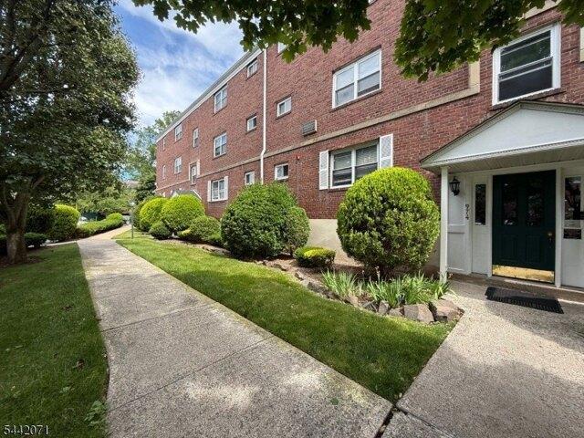 condo with 2 bedroom, Hackensack NJ ES105579088