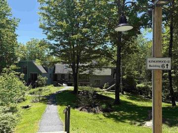 condo with 2 bedroom, Hartford VT DS103439804