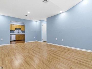 condo with 2 bedroom, Harrison NJ DS103437552