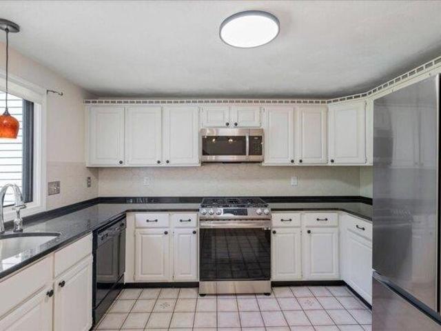 condo with 2 bedroom, Haverhill MA ES105493706