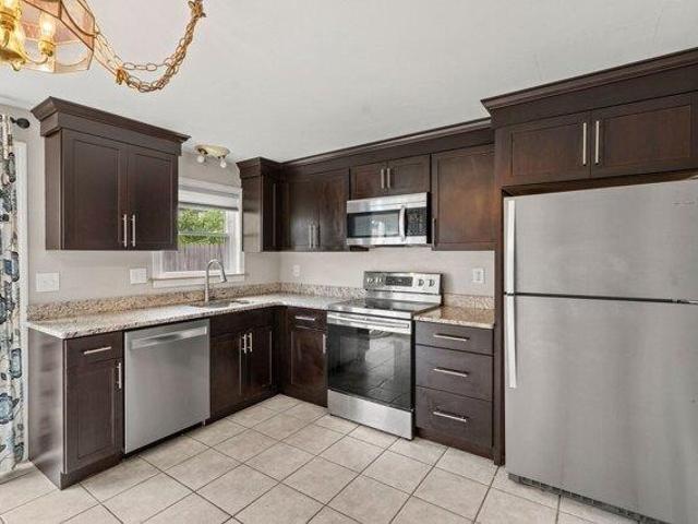 condo with 2 bedroom, Haverhill MA ES105496624