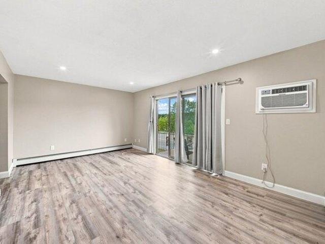 condo with 2 bedroom, Haverhill MA ES105497966
