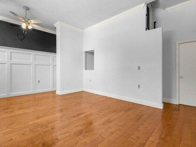 condo with 2 bedroom, Haverhill MA ES105534183