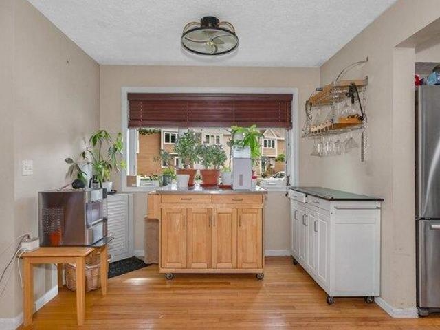 condo with 2 bedroom, Haverhill MA ES105648067
