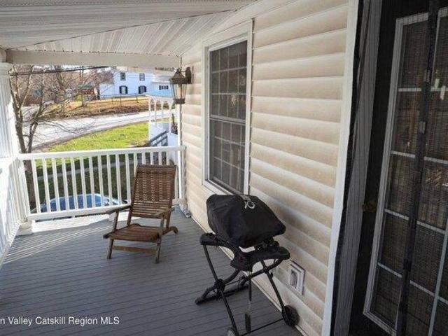 condo with 2 bedroom, Hensonville NY ES105289395