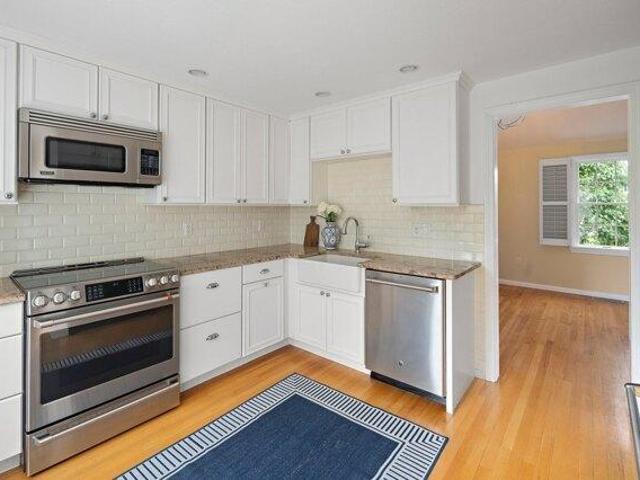 condo with 2 bedroom, Hingham MA ES105630164