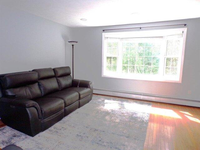 condo with 2 bedroom, Hooksett NH ES105351173