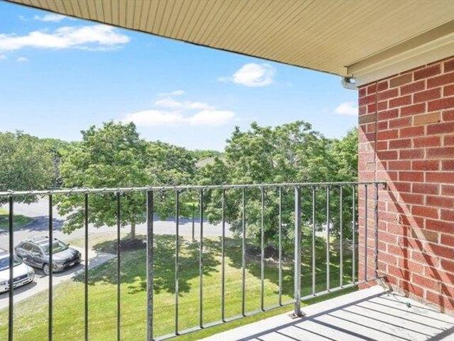 condo with 2 bedroom, Holyoke MA ES104405678