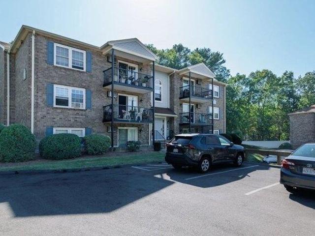 condo with 2 bedroom, Holbrook MA ES105515540