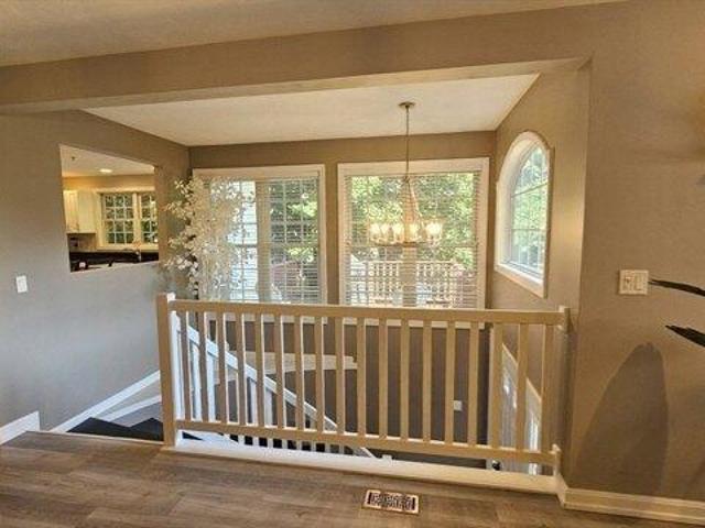 condo with 2 bedroom, Hopkinton MA ES104603997
