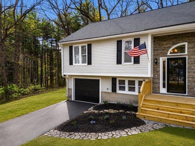 condo with 2 bedroom, Hudson NH ES104510497