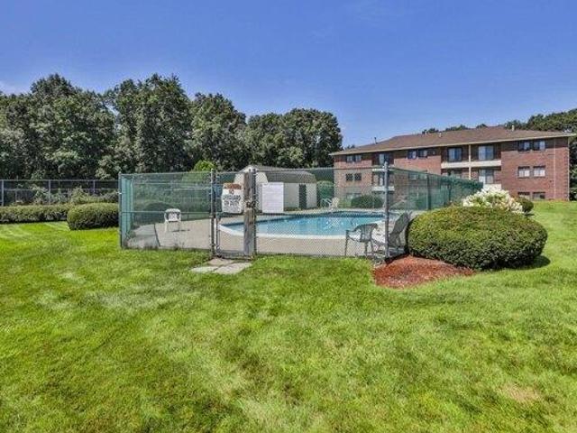condo with 2 bedroom, Hudson NH ES105368651