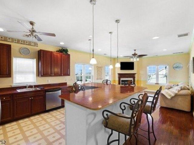 condo with 2 bedroom, Keansburg NJ ES105277612