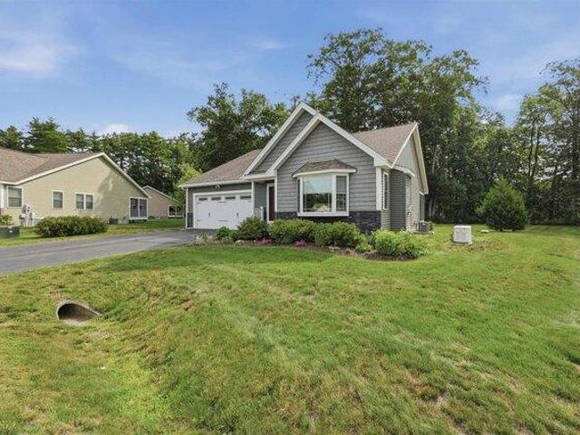 condo with 2 bedroom, Kingston NH ES104441109