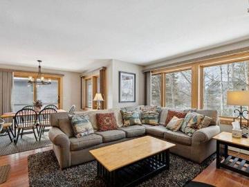 condo with 2 bedroom, Killington VT ES103435728