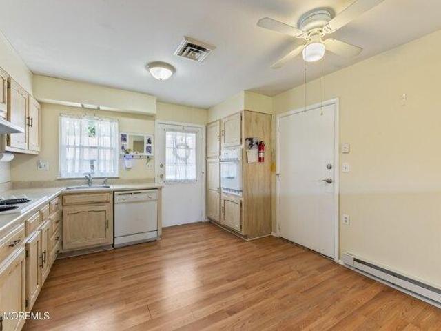 condo with 2 bedroom, Lakewood NJ ES105275665