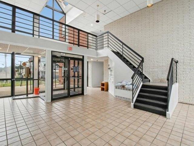 condo with 2 bedroom, Lawrence MA ES105365043