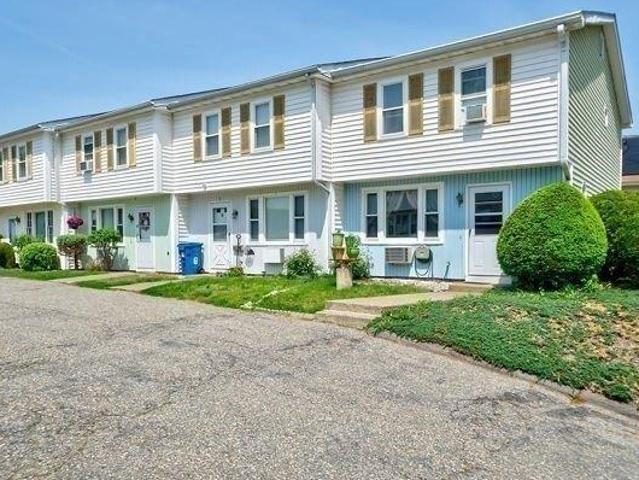 condo with 2 bedroom, Lawrence MA ES105439593