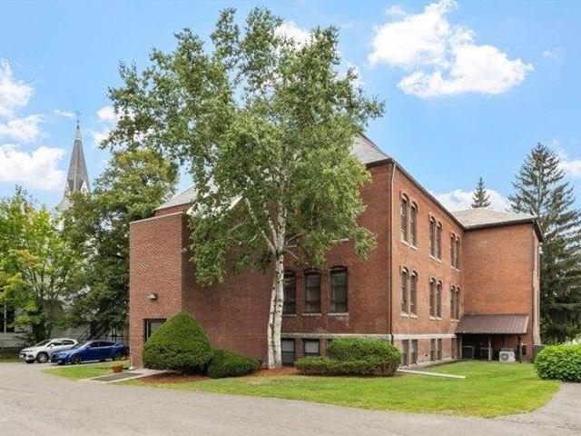 condo with 2 bedroom, Leominster MA ES105340893