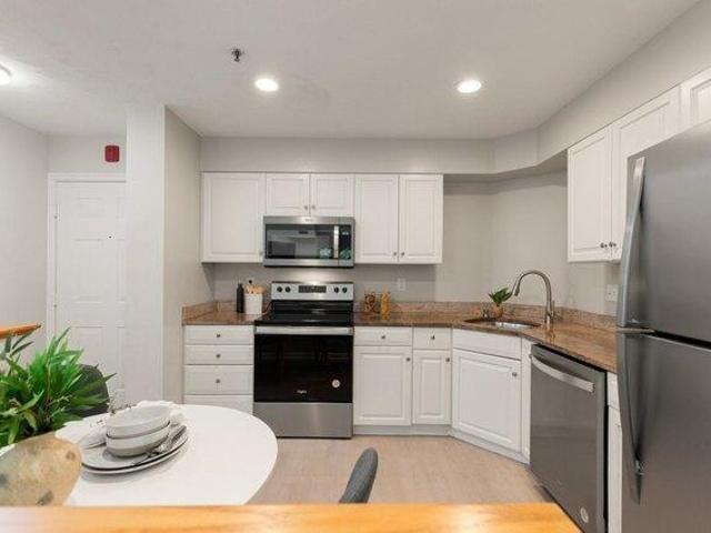 condo with 2 bedroom, Lexington MA ES105400232