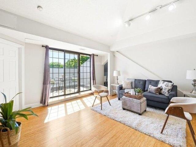condo with 2 bedroom, Lexington MA ES105612962