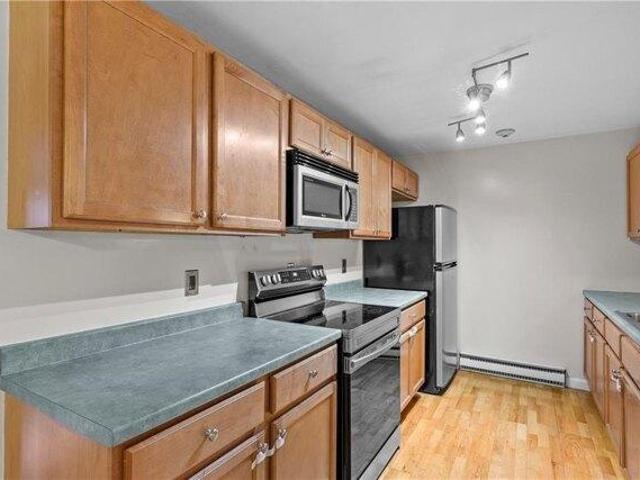 condo with 2 bedroom, Lincoln RI ES105399867