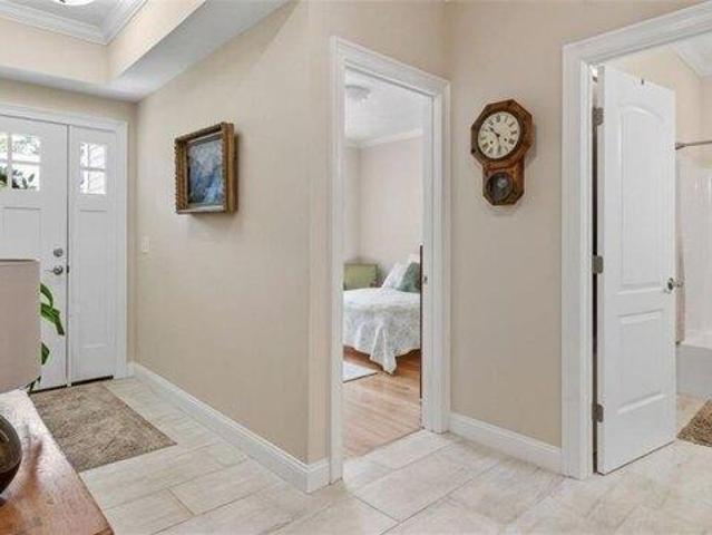 condo with 2 bedroom, Lincoln RI ES105417297