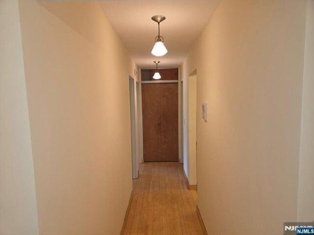 condo with 2 bedroom, Little Ferry NJ ES105633134