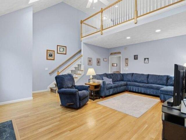 condo with 2 bedroom, Londonderry NH ES104542260