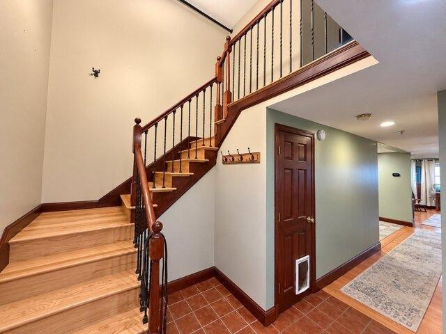 condo with 2 bedroom, Lowell MA ES105402800
