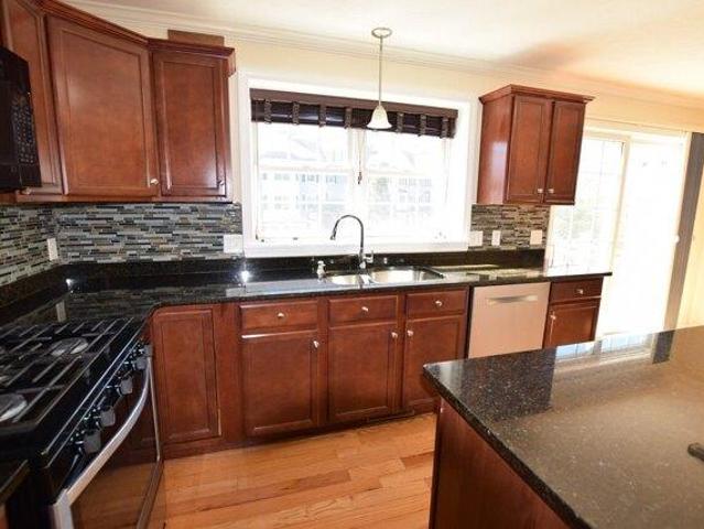 condo with 2 bedroom, Lowell MA ES105632365