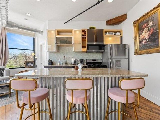 condo with 2 bedroom, m MA DS104441849