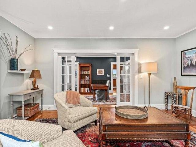 condo with 2 bedroom, m MA ES105402048