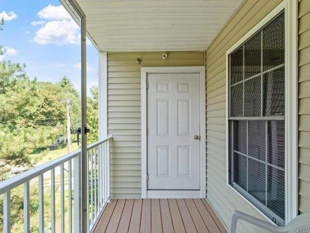 condo with 2 bedroom, m NH ES105426918