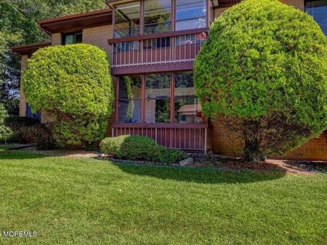 condo with 2 bedroom, Manalapan NJ ES104442040