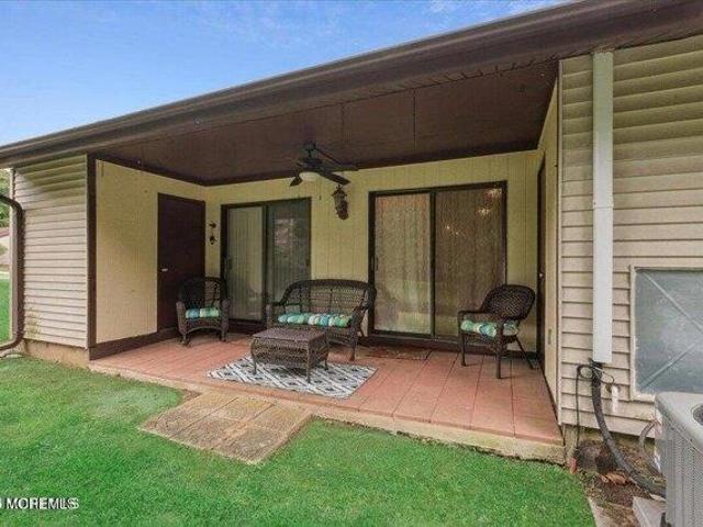 condo with 2 bedroom, Manalapan NJ ES105513248