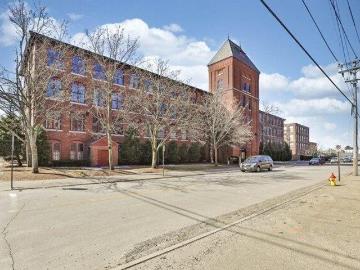 condo with 2 bedroom, Manchester NH DS103431335