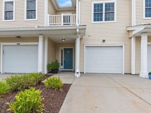 condo with 2 bedroom, Mansfield MA ES105591657