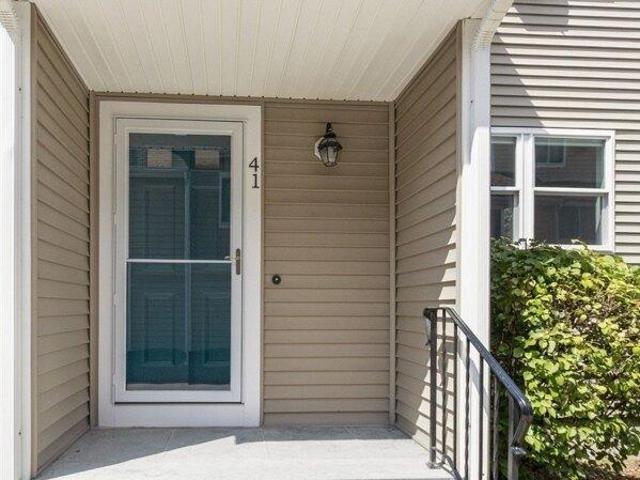 condo with 2 bedroom, Mansfield MA ES105386301
