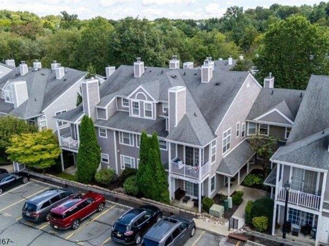 condo with 2 bedroom, Mahwah NJ ES105677910