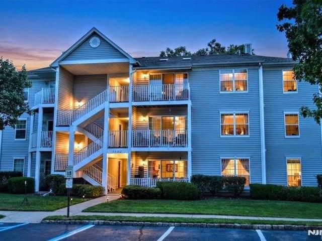 condo with 2 bedroom, Mahwah NJ ES105710264