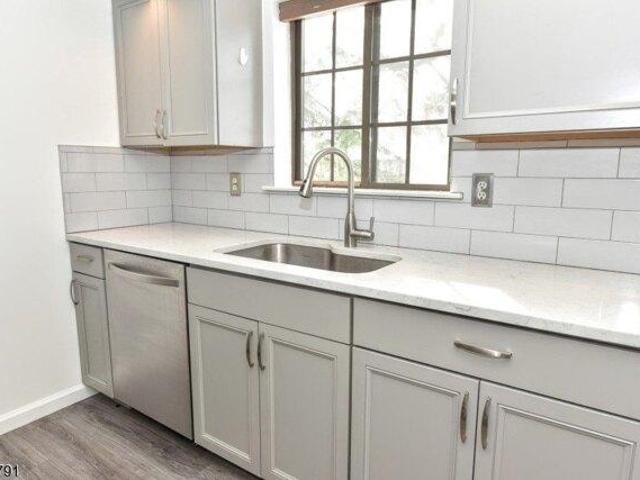 condo with 2 bedroom, Mahwah NJ ES105278304