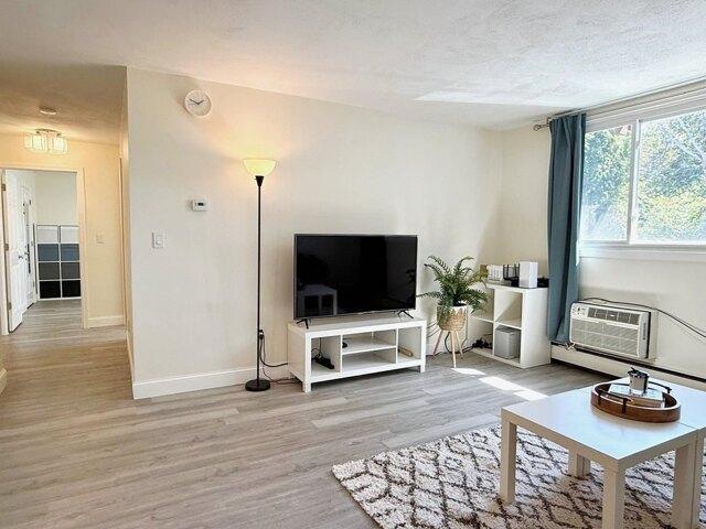 condo with 2 bedroom, Malden MA ES105579218