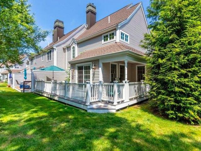 condo with 2 bedroom, Mashpee MA ES105575142