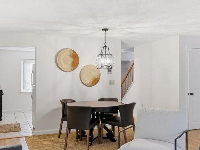 condo with 2 bedroom, Maynard MA ES105535491